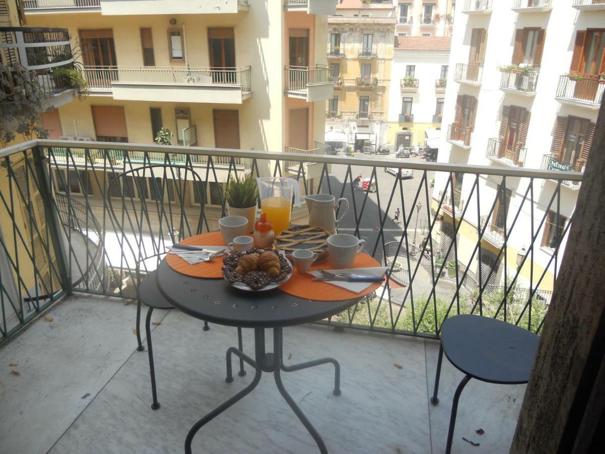 Appartamento Velia Salerno Luaran gambar